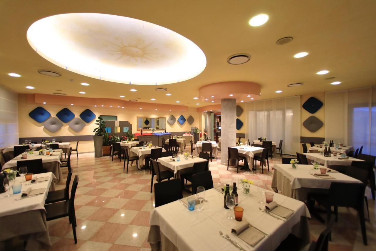 Hotel Eden Валеджо-суль-Минчо Экстерьер фото