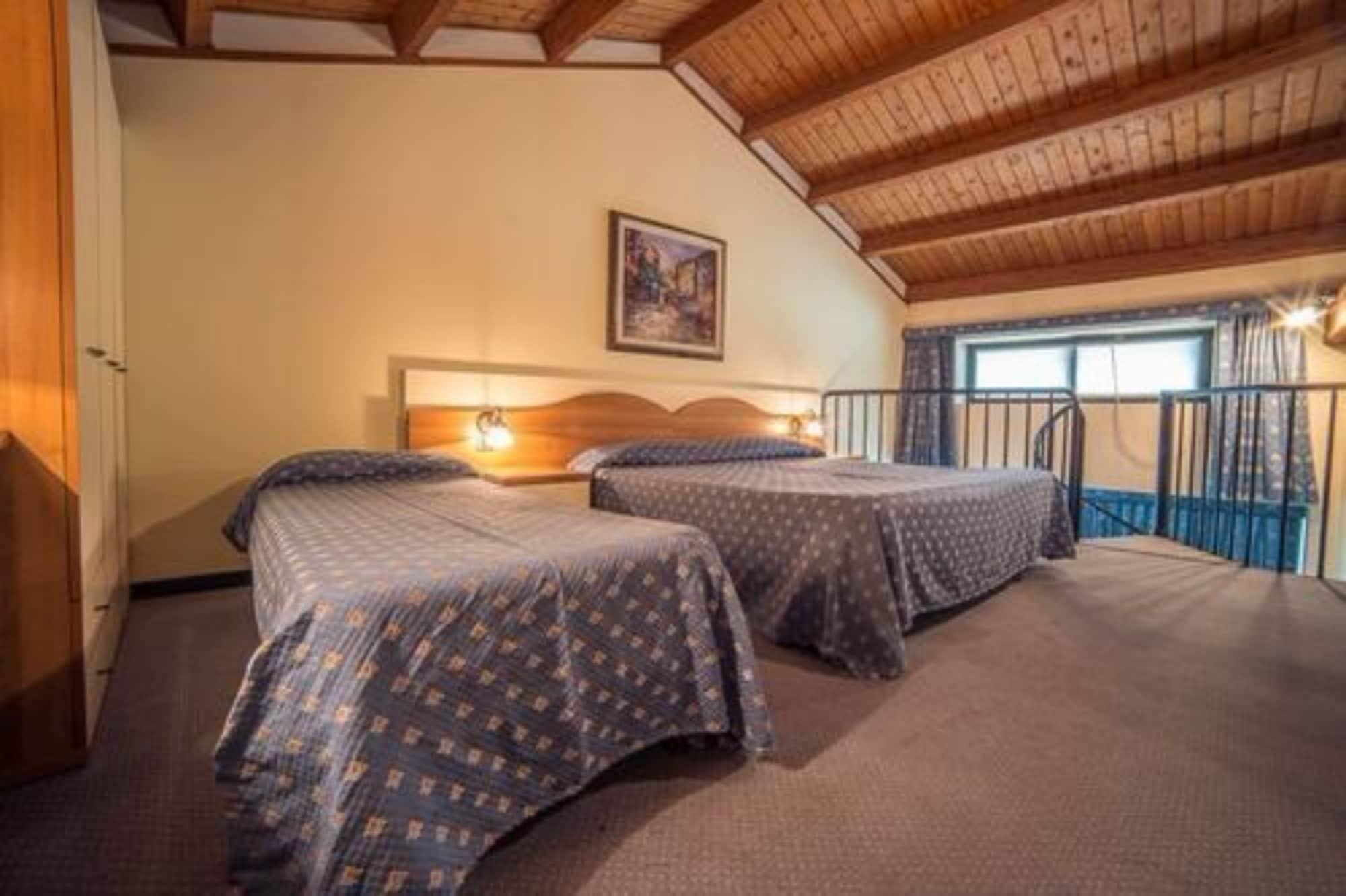 Hotel Eden Валеджо-суль-Минчо Экстерьер фото