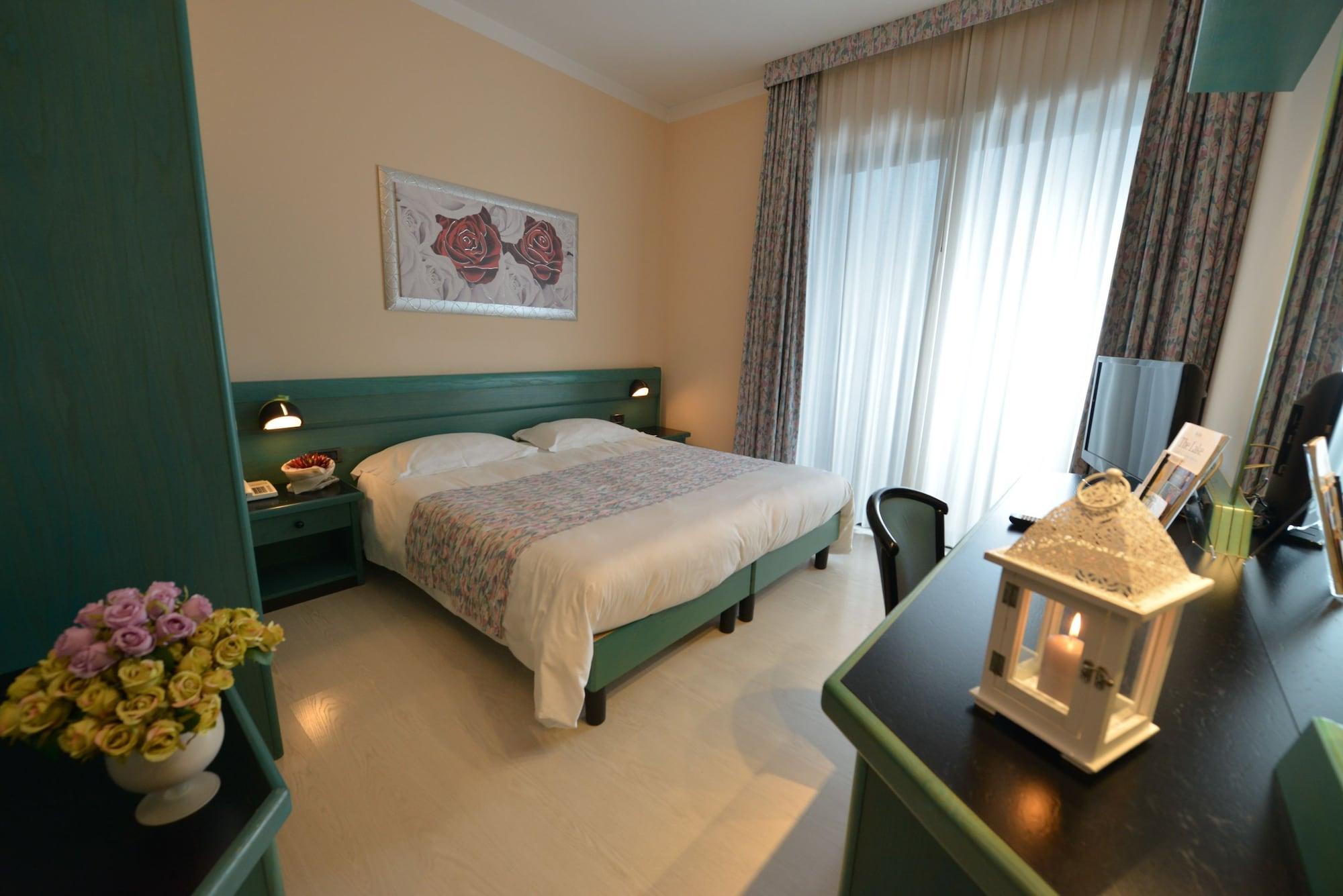 Hotel Eden Валеджо-суль-Минчо Экстерьер фото