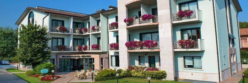 Hotel Eden Валеджо-суль-Минчо Экстерьер фото