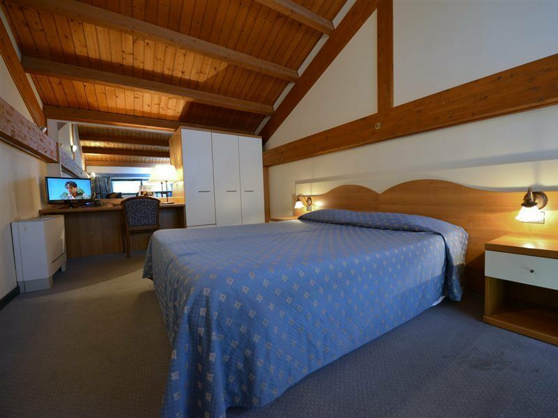 Hotel Eden Валеджо-суль-Минчо Экстерьер фото